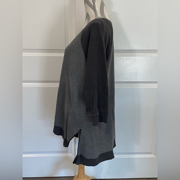 Torrid 3 Gray Zipper Side Sweatshirt - Picture 8 of 12